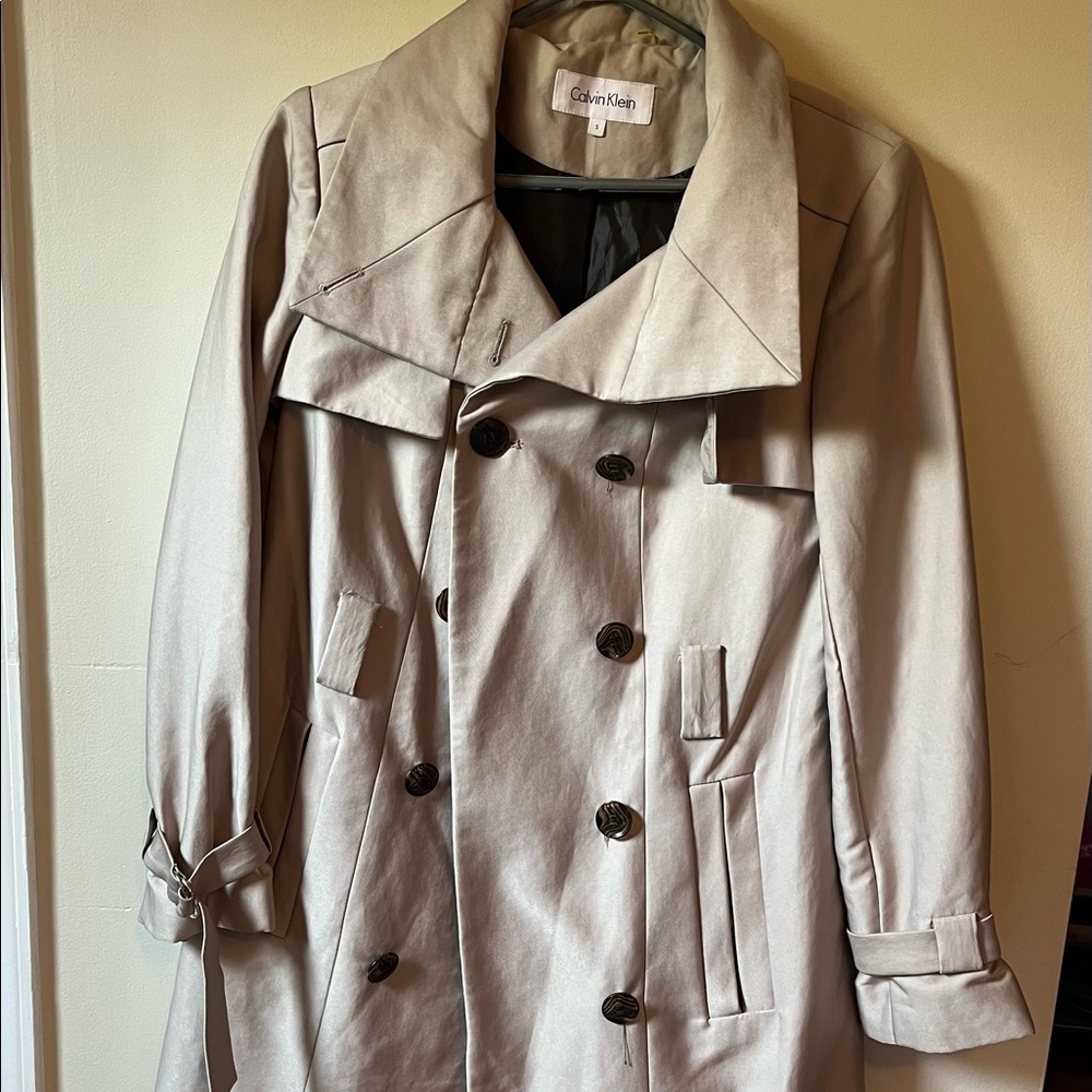 Calvin Klein trench coat size S